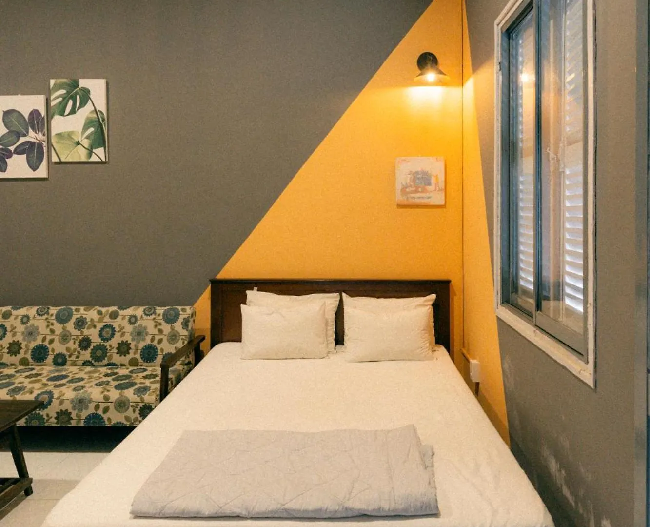 Stay&Chill - S.5 - Nostalgic Studio Near Bui Vien Ho Chi Minh City Apartment