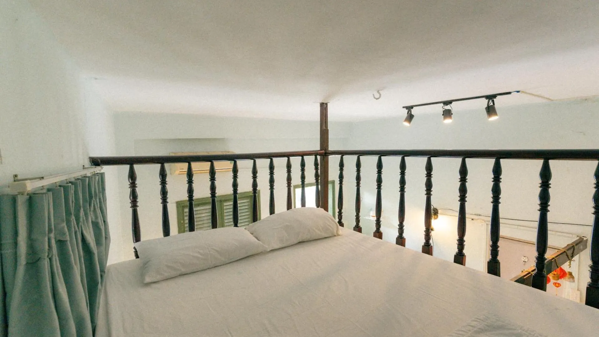 Stay&Chill - S.5 - Nostalgic Studio Near Bui Vien Ho Chi Minh City 0*,